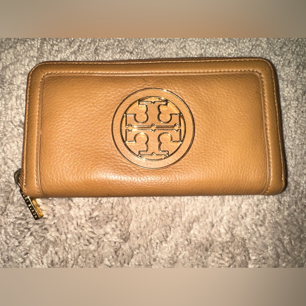 Tory Burch Wallet